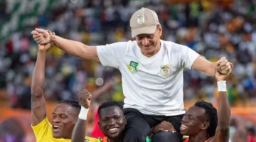 المدرب الألماني لمنتخب بنين يفسر سبب مواجهة غينيا وفلسطين ودياً